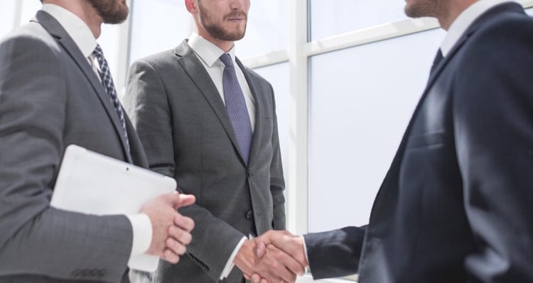 Avocat &agrave; Kirkland, Montr&eacute;al